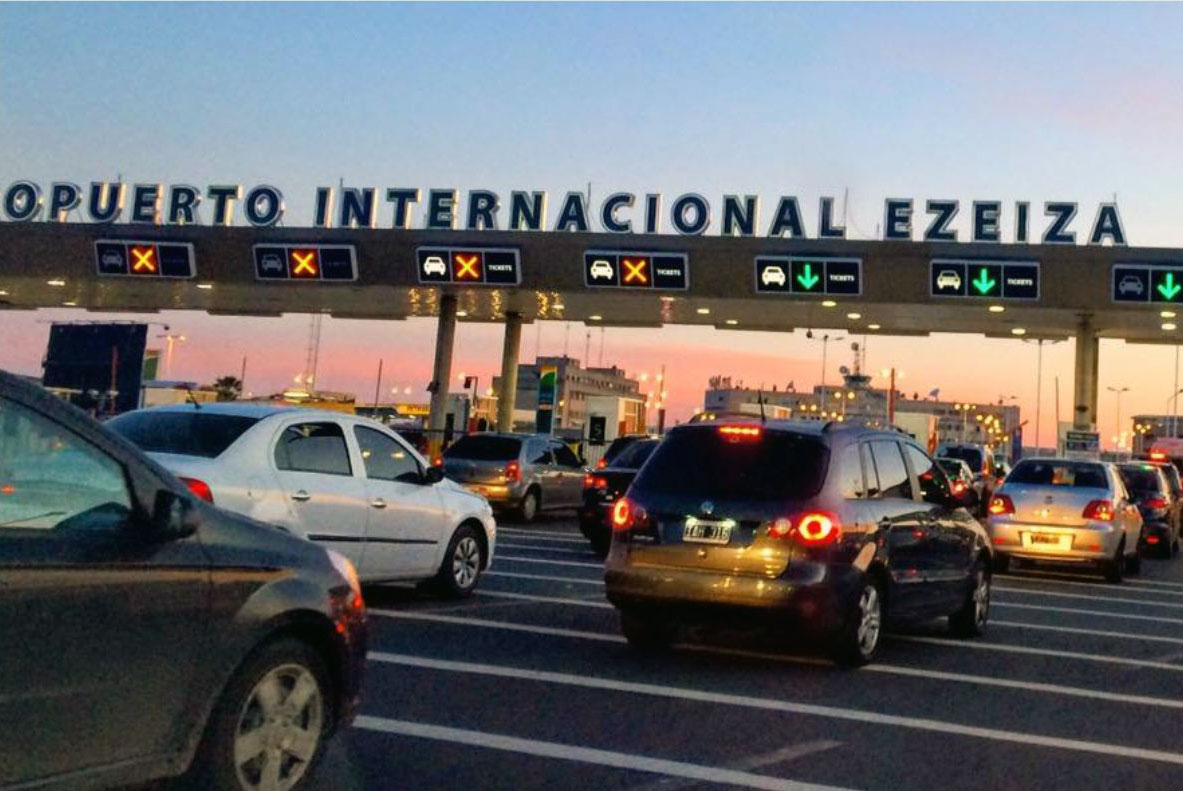 Nuevo Estacionamiento Ezeiza - Cuzzuol