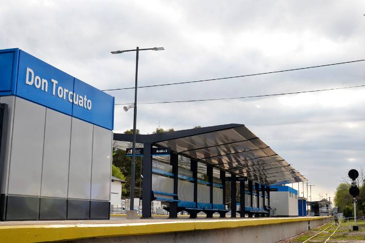 Estación FFCC Don Torcuato - Cuzzuol