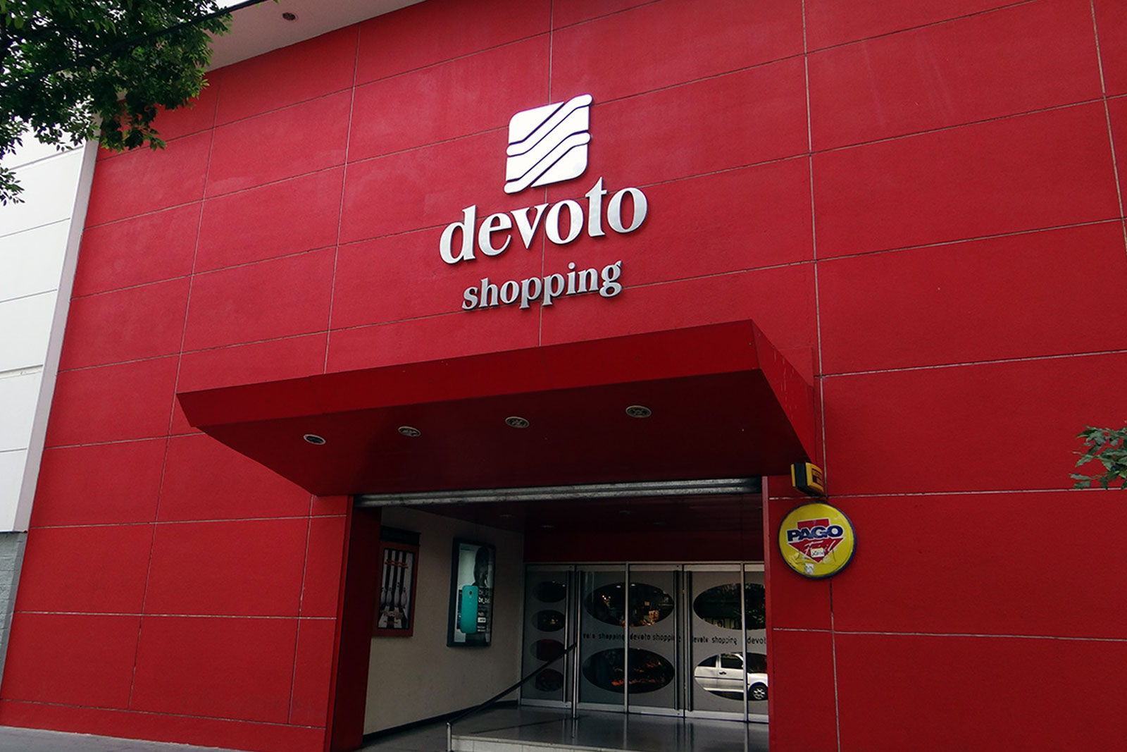 Cines Shopping Devoto - Cuzzuol