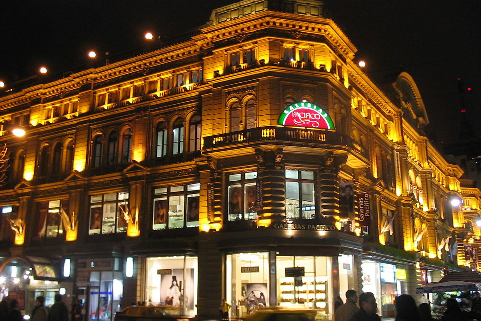 Galerías Pacífico - Cuzzuol