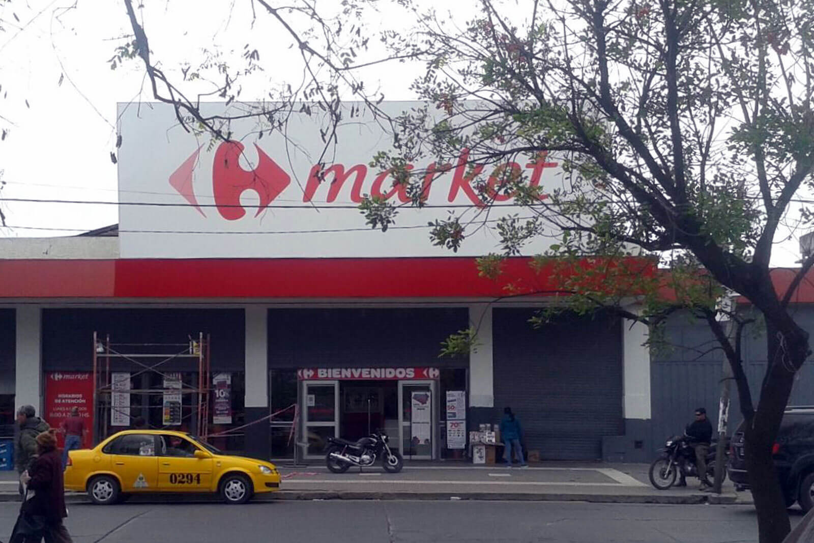 Carrefour Jujuy - Cuzzuol